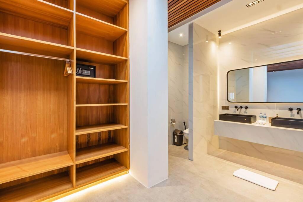 Manresa Villa Bali 4 Canggu  Ngoại thất bức ảnh