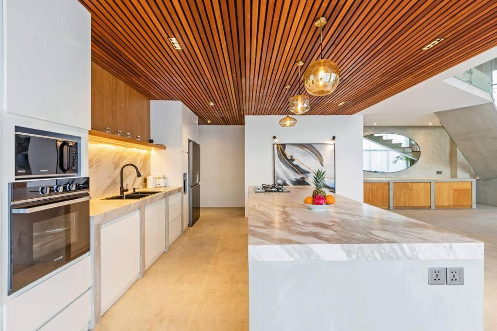Manresa Villa Bali 4 Canggu  Ngoại thất bức ảnh
