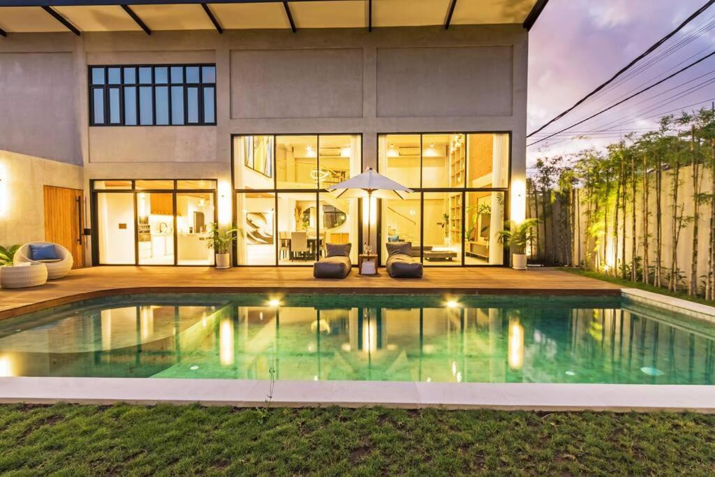 Manresa Villa Bali 4 Canggu  Ngoại thất bức ảnh