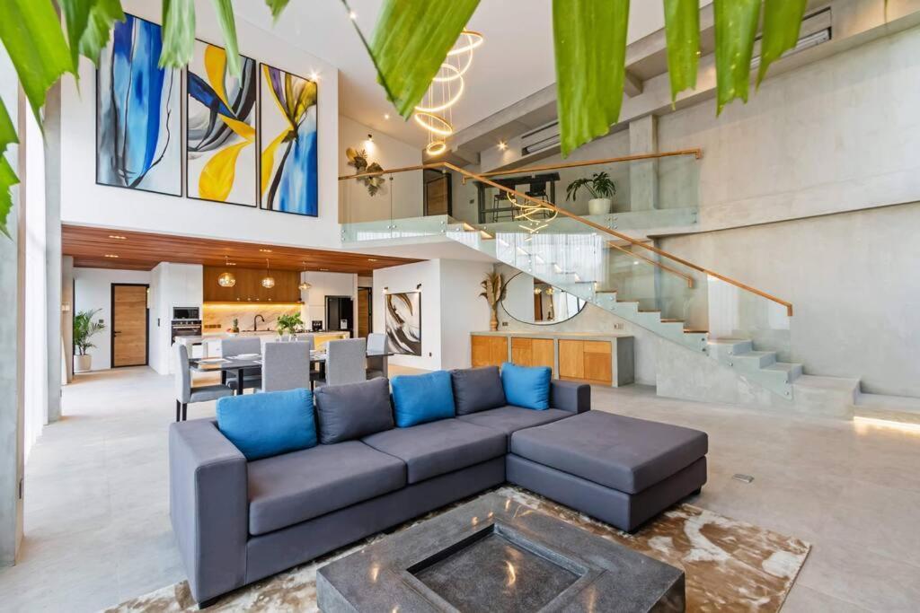 Manresa Villa Bali 4 Canggu  Ngoại thất bức ảnh