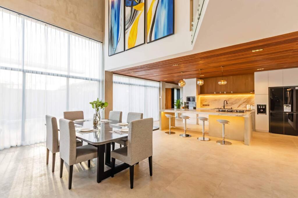 Manresa Villa Bali 4 Canggu  Ngoại thất bức ảnh