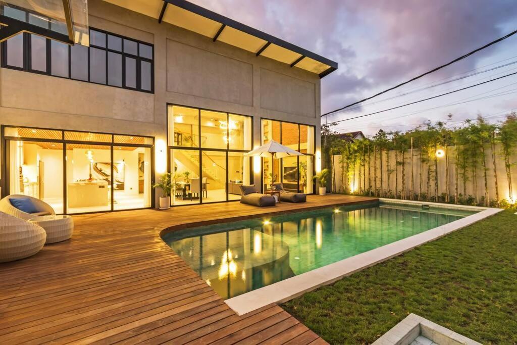 Manresa Villa Bali 4 Canggu  Ngoại thất bức ảnh