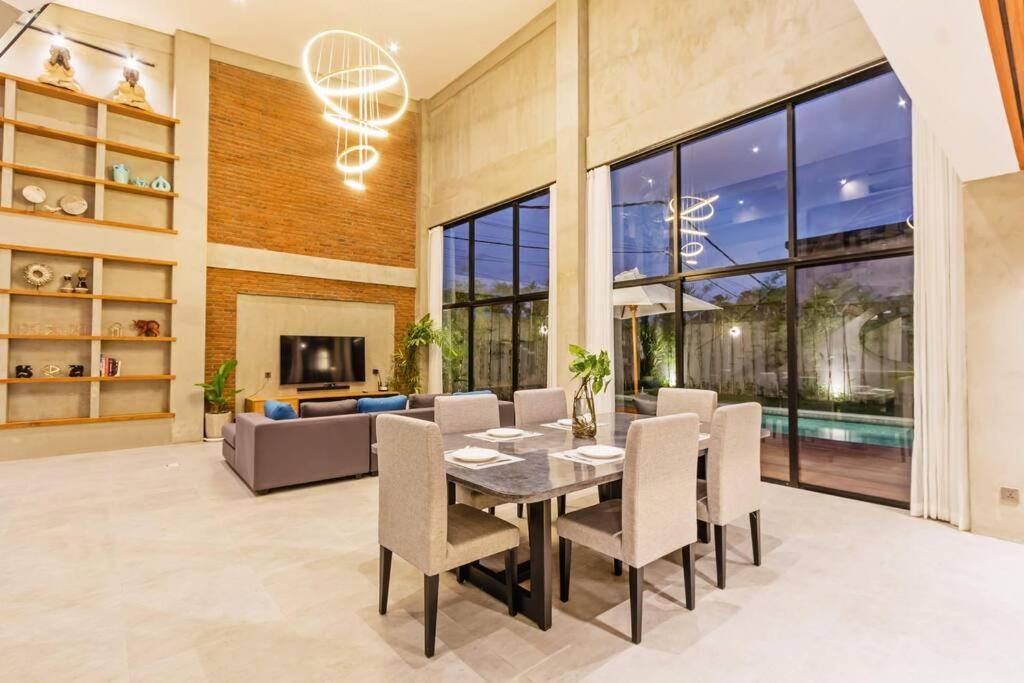Manresa Villa Bali 4 Canggu  Ngoại thất bức ảnh